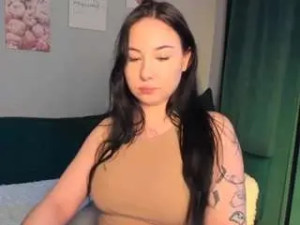 Play the hardcore video called Auroralopez Cam porn model from camsoda