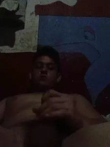 Watch HD video of Omarsantos21, 21 years old, male