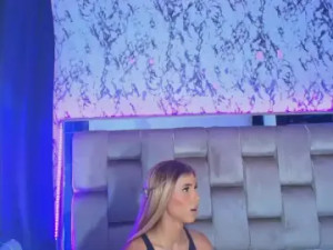 Play full video titled girls_bombons, 21 years old, trans