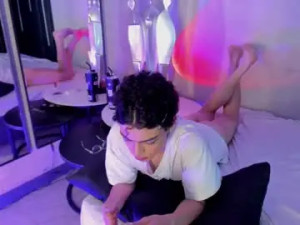 Watch this HD scene named valentinaguerra1, 19 years old, trans