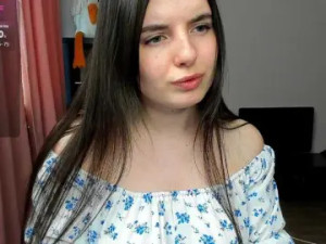 Stream the full movie titled YourRaccoon Cam porn model from bongacams