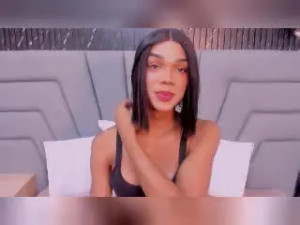 Enjoy watching the complete movie named NaomiSteward, brunette hair male