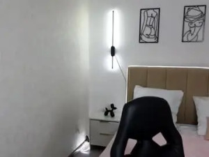 Enjoy watching the uncut scene of Stasieshy Cam porn model from chaturbate