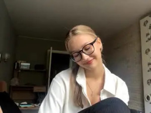 Watch the uncut video called Eulaliarollend Cam porn model from chaturbate
