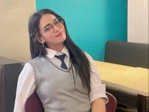 Watch hardcore clip named WildnxtDoor, brunette hair trans