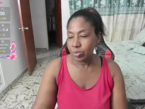 Enjoy watching this complete video of LupeAdams Cam porn model from cam4