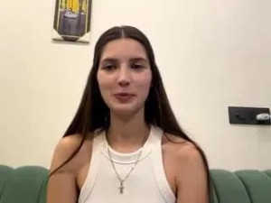Watch this uncut scene named Alessiachen Cam porn model from camsoda