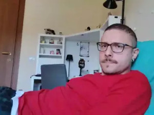 Stream uncut movie named ilovechub31, 31 years old, male