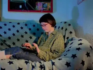 Watch the uncensored clip of Reborn_elf Cam porn model from chaturbate
