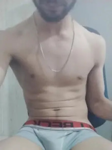 View this uncut scene of danmike98, 28 years old, male