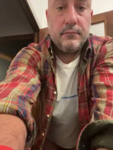 Play the hardcore movie titled Dori1980, 45 years old, male