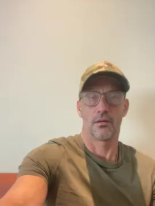 View the uncut scene of Master_borris, 43 years old, male