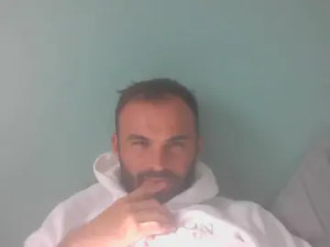 Play full movie titled maxou74, 25 years old, male