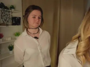 Stream this uncensored movie of MozelleCasassa Cam porn model from cam4