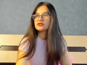 Watch the complete video called Diana_moonn Cam porn model from chaturbate