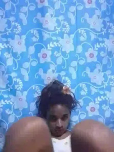 Stream the complete video of Annie2324 Cam porn model from cam4