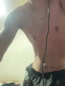 Play this full video of lu_arg1, 22 years old, male