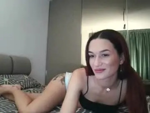 Watch this uncensored clip of Blushsparrow Cam porn model from chaturbate