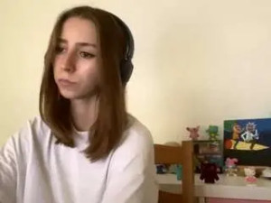 Watch full movie of Chiarakuznetsova Cam porn model from camsoda
