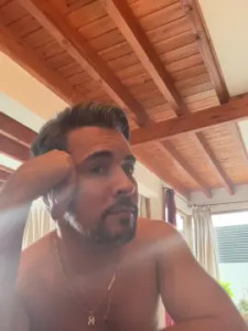 Watch the full video named yurelis, 48 years old, trans