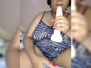 Play the hardcore movie titled Beautifulpeach22 Cam porn model from bongacams