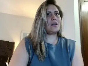 View uncut clip of Stormy_carter Cam porn model from chaturbate