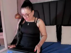 Enjoy watching this uncut video titled Scarlett_monroe_1 Cam porn model from chaturbate