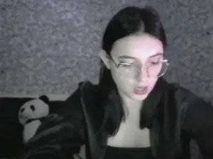 Enjoy watching hardcore video of Elisaaniston Cam porn model from camsoda