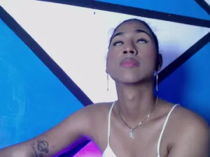 Enjoy watching hardcore clip of alicemassiel, 25 years old, trans