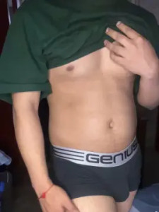 View the hardcore video of Babafacesexy, 22 years old, male