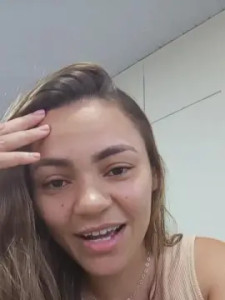 Play this complete video of Mel_meiga Cam porn model from cam4