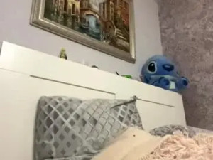 Play the hardcore video titled Randareidling Cam porn model from chaturbate