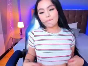 Enjoy watching the complete clip called Bunny_bell Cam porn model from chaturbate