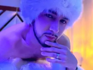 Enjoy watching this complete clip titled DaltonWhite, brunette hair male