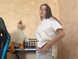 Watch the HD scene of JaimieMontague Cam porn model from cam4