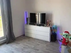 Stream this complete movie of Skylarallen Cam porn model from camsoda