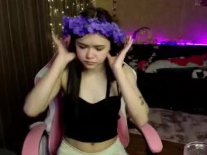 Play the full video called Nezo_cutee Cam porn model from chaturbate