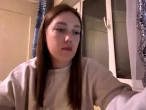 Watch uncensored clip named Kellyekusnic Cam porn model from chaturbate
