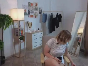 View this uncut movie named MishaMilz Cam porn model from cam4