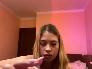 Play the hardcore movie named Sweetyloly Cam porn model from camsoda