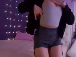 Play this hardcore movie named Lina_elfie Cam porn model from chaturbate