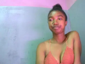 Stream complete scene named Aliciah02 Cam porn model from cam4