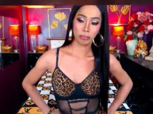 Stream the hardcore scene titled SeductiveBigCockSofia, trans