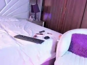 Enjoy watching this complete movie of Liarussell Cam porn model from camsoda