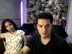 Play this uncut movie called Roseandviktor23 Cam porn model from camsoda
