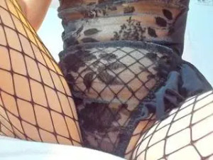 Stream this hardcore scene called Twistedhoney Cam porn model from camsoda