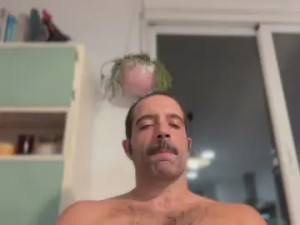 Stream the full clip of PitaParka2, 43 years old, male