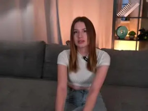 Stream the hardcore scene titled Serenellee Cam porn model from chaturbate