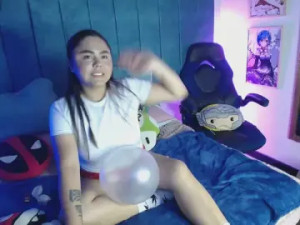 Watch complete clip named Phamela_Holter Cam porn model from cam4