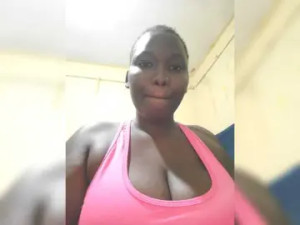 Play this complete video called Chocolatebabe Cam porn model from bongacams